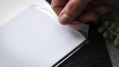 Easily seal the Plastic Sleeve