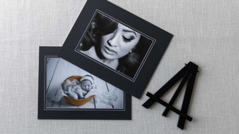 Black Mats With Easel